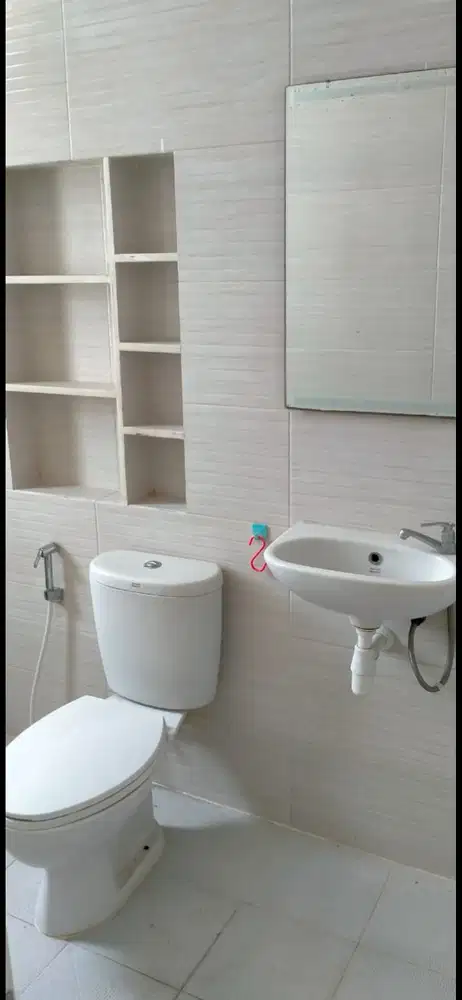 Rumah Minimalis 2lt URBAN MANSION dekat Dharmahusada