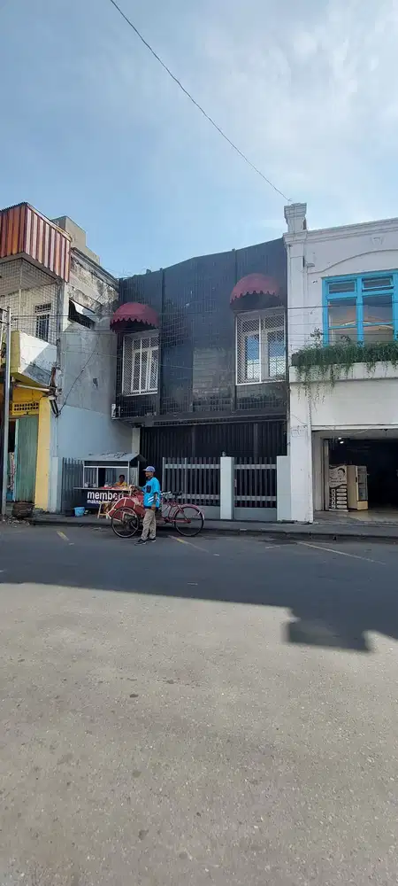 Ruko Full Furnish 600m2 Dekat Pasar Gedhe Solo