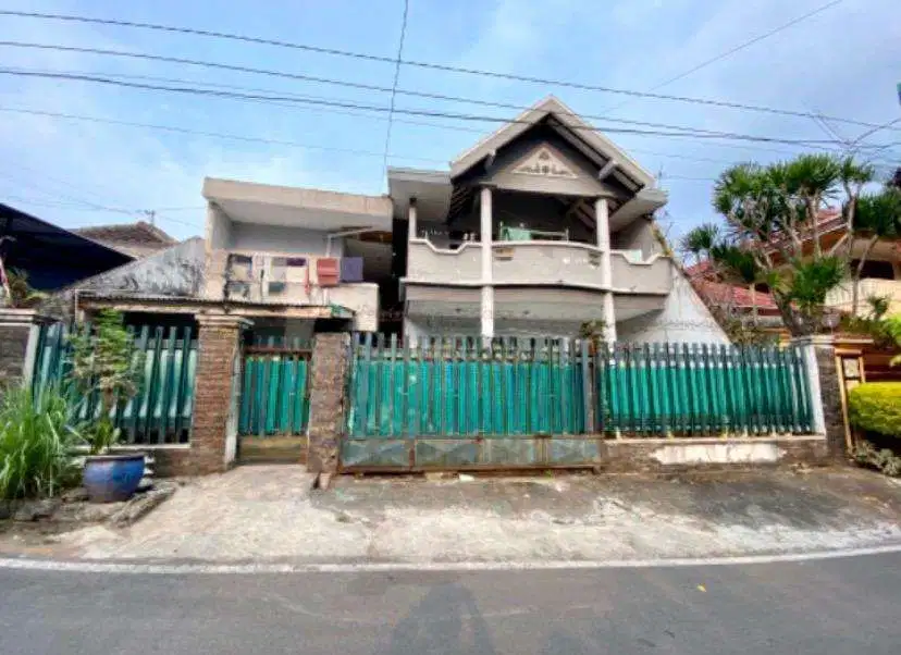 Rumah Kost Aktif 30 Kamar Pusat Kampus Malang Sigura-gura