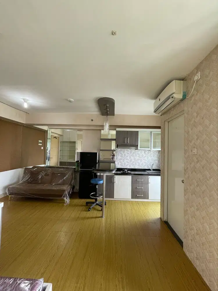 Educity 2BR  dijadikan 1 BR Tower Yale lt Rendah Full Furnished