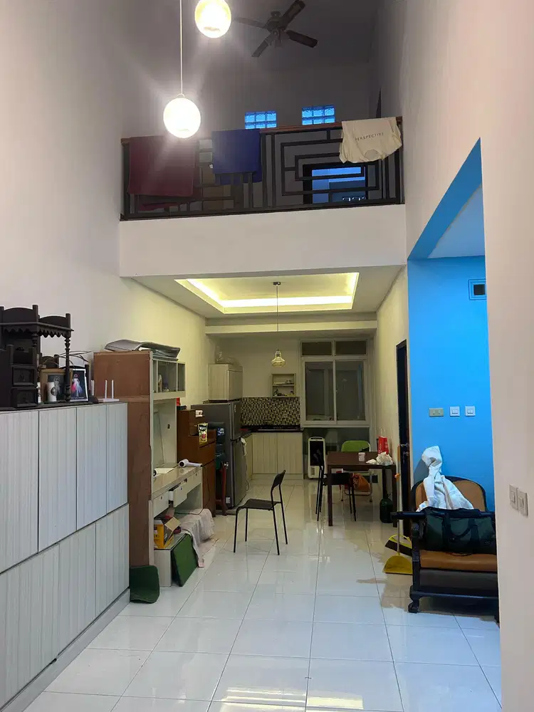Dijual rumah lantai 1.5 tipe mezzanine sutera kirana serpong