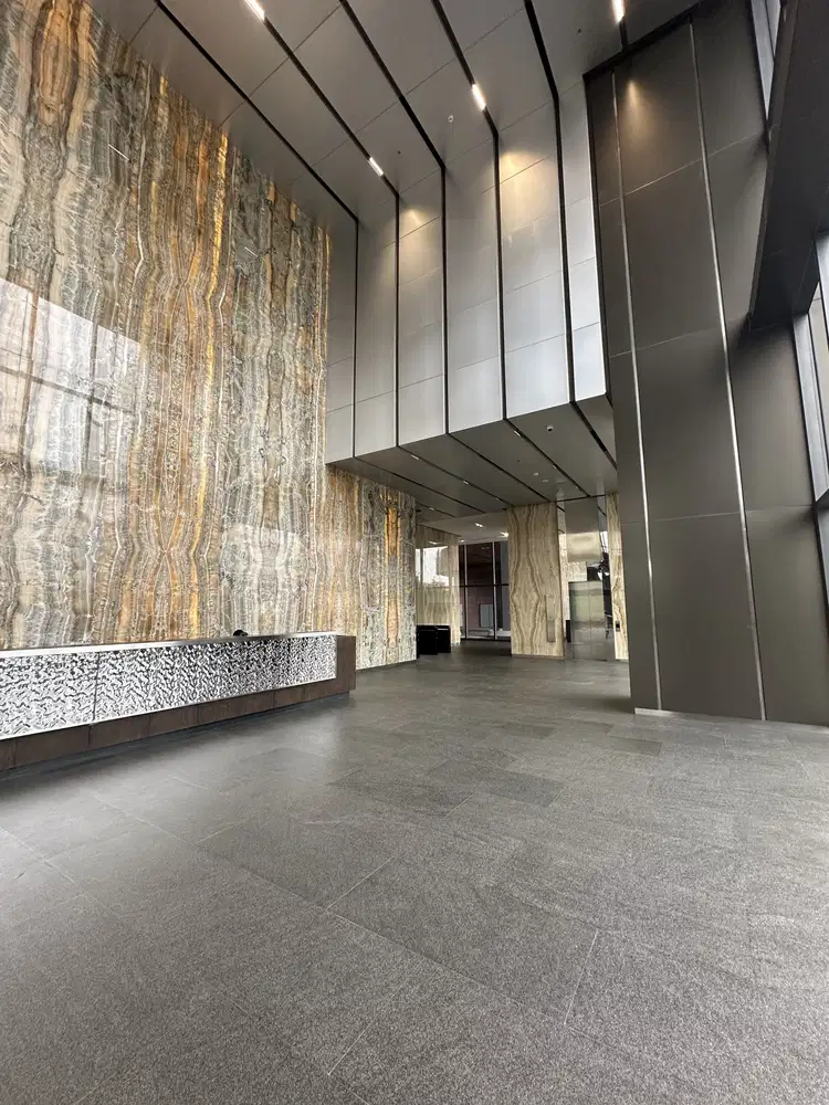 Sewa office / ruang kantor Menara Jakarta luas 85m2