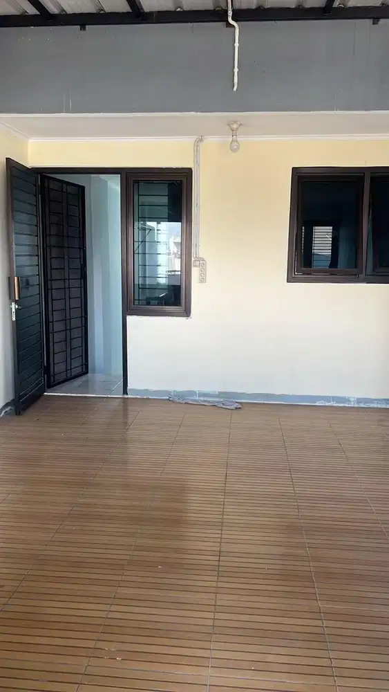 Melong, Cijerah Bandung Ruko 2 1/2 Lantai Siap Pakai