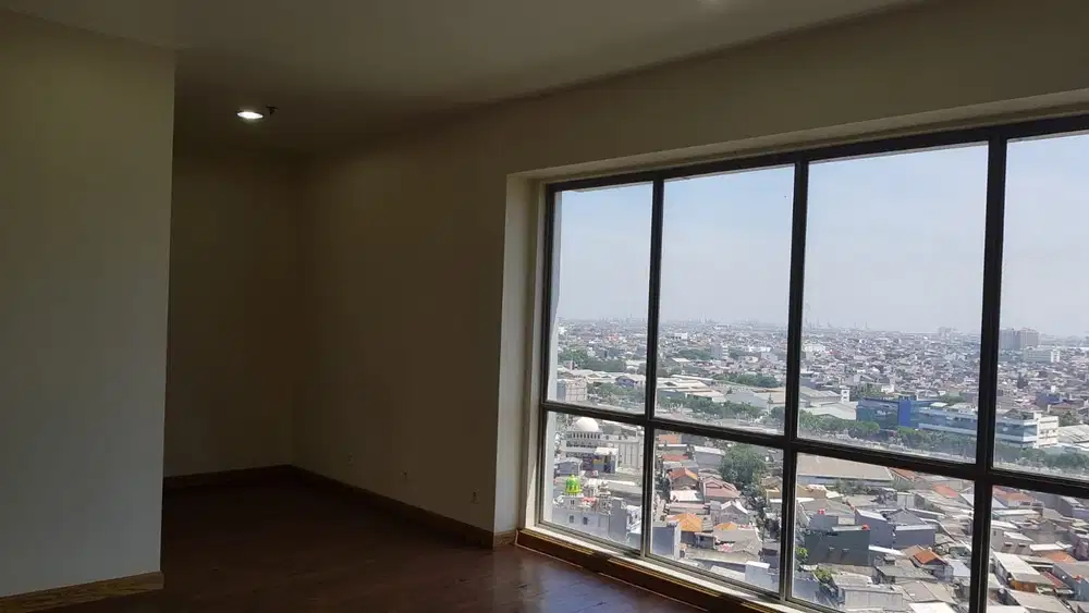 Disewa Cepat Office Space Fontana Layout Favorit