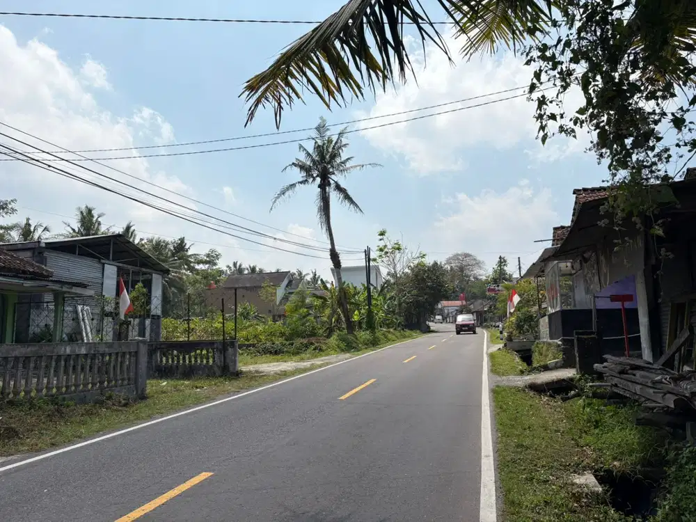 Tempel; Kavling Tepi Aspal Asri; SHM