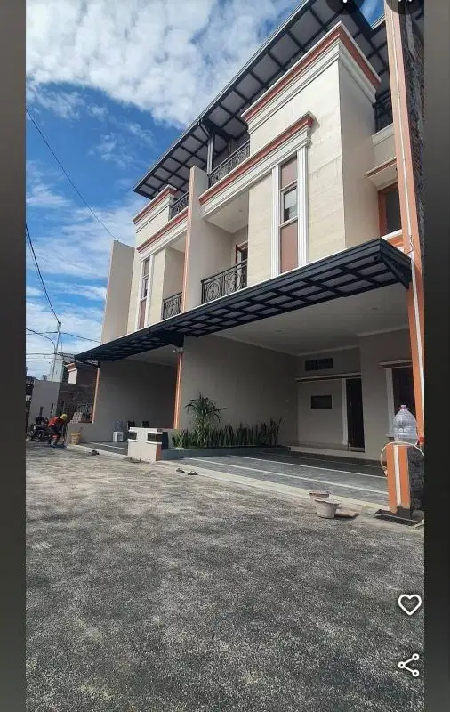 Rumah Mewah di Kramat Jati Jakarta Timur