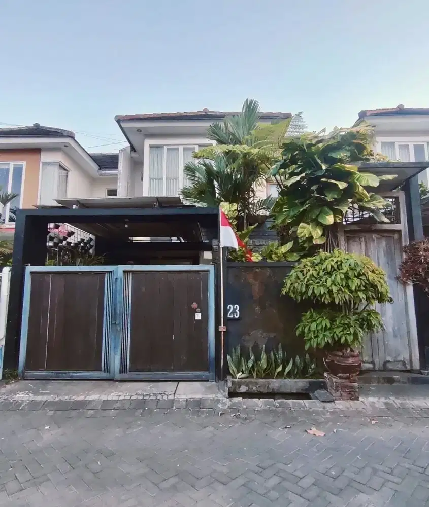 Rumah Strategis 2 Lantai area Borobudur Blimbing