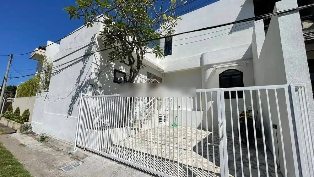 Dijual Villa 1,7 Are Jalan Yudistira Seminyak Badung