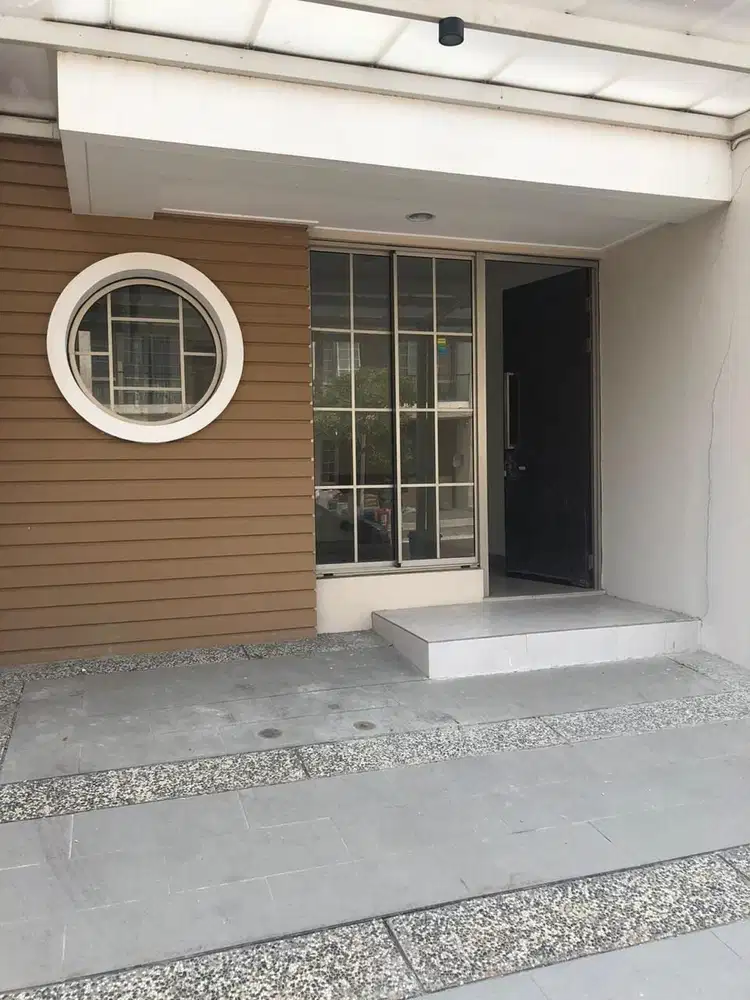 Rumah Brand New di Cluster Miami PIK 2, Tangerang