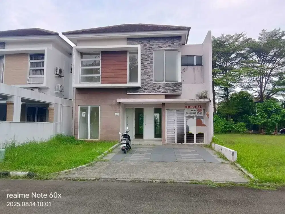 Rumah Luas & Cantik 2 Lantai di Grand Wisata Bekasi – Bebas Banjir