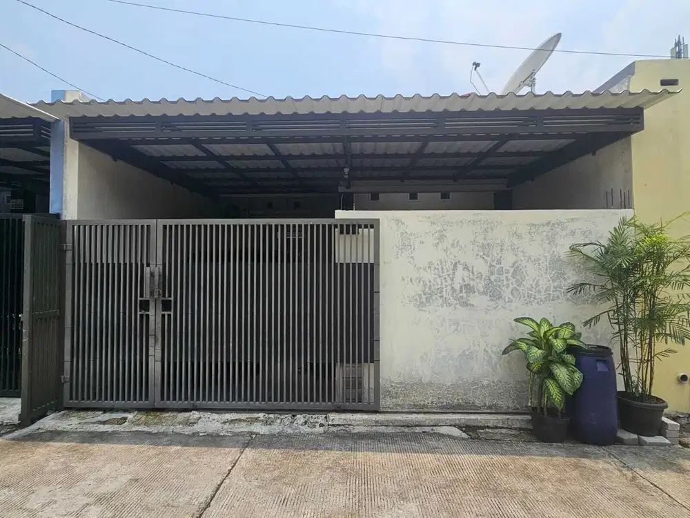 Dijual Rumah Semi Furnished, dekat Graha Raya Bintaro tidak banjir