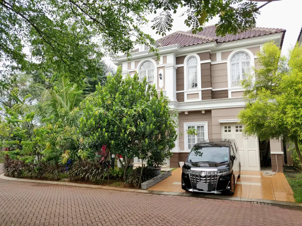 Dijual Rumah Hoek di Menteng Village, Gading Serpong