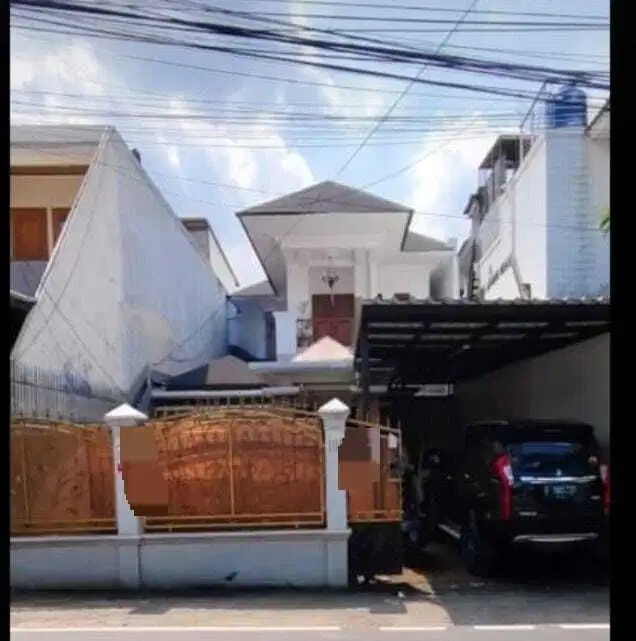 DIJUAL RUMAH DAERAH JAGAKARSA JAKARTA SELATAN