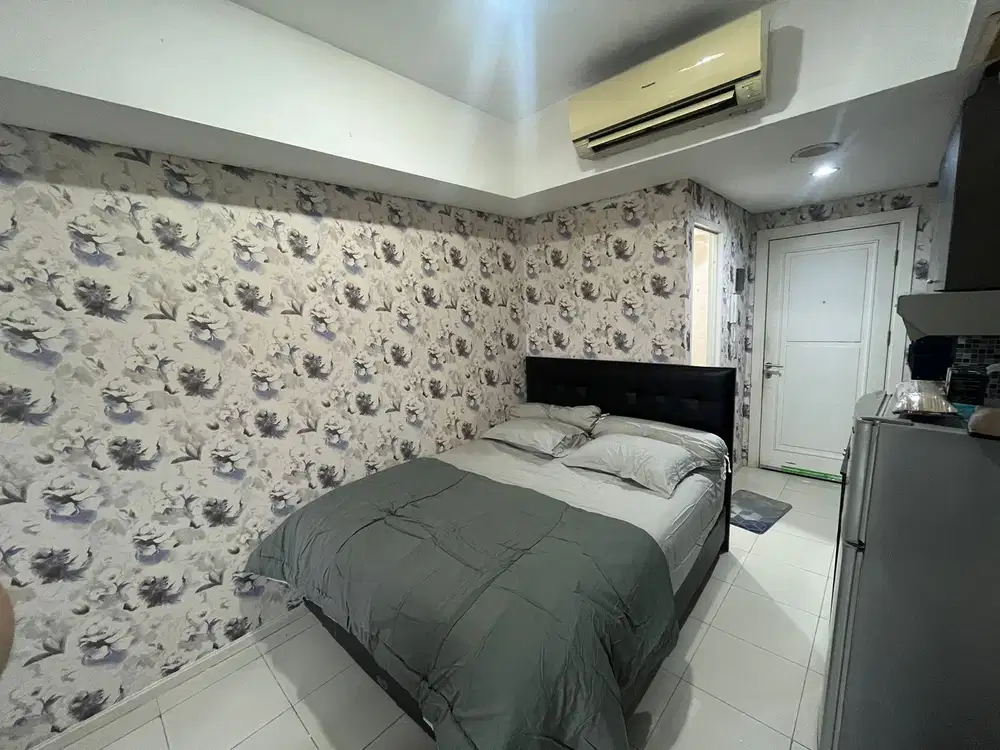 Disewakan studio perbulan siap huni apartemen green lake sunter