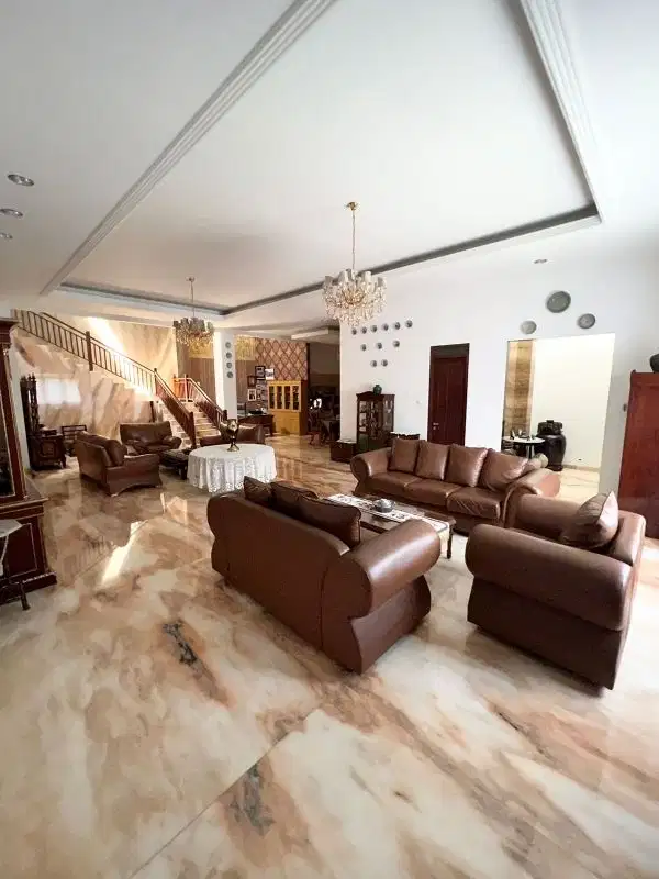 Jual rumah singgasana lokasi premium