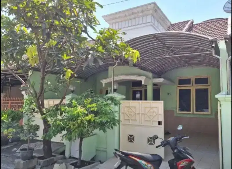 Dijual rumah taman pondok indah wiyung