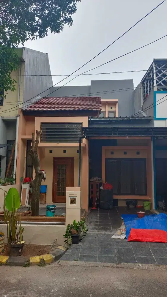 Jual Rumah Bagus SHM Di Celesta Graha Raya, KD25011701