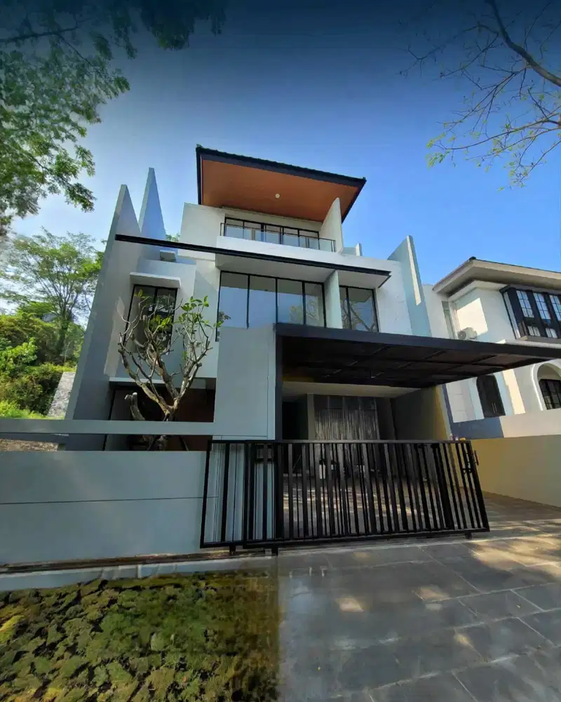 RUMAH MEWAH TIGA LANTAI TYPE BAYLENE DI CLUSTER MEWAH CITRAGRAND