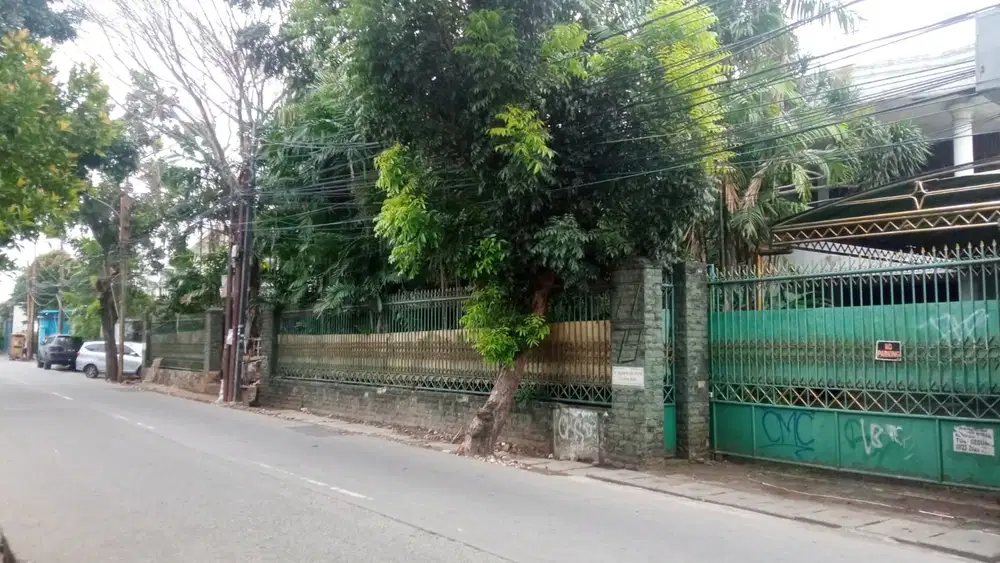 Rumah Cidodol Kebayoran Lama Murah Lt1129m2 depan Permata Hijau 2