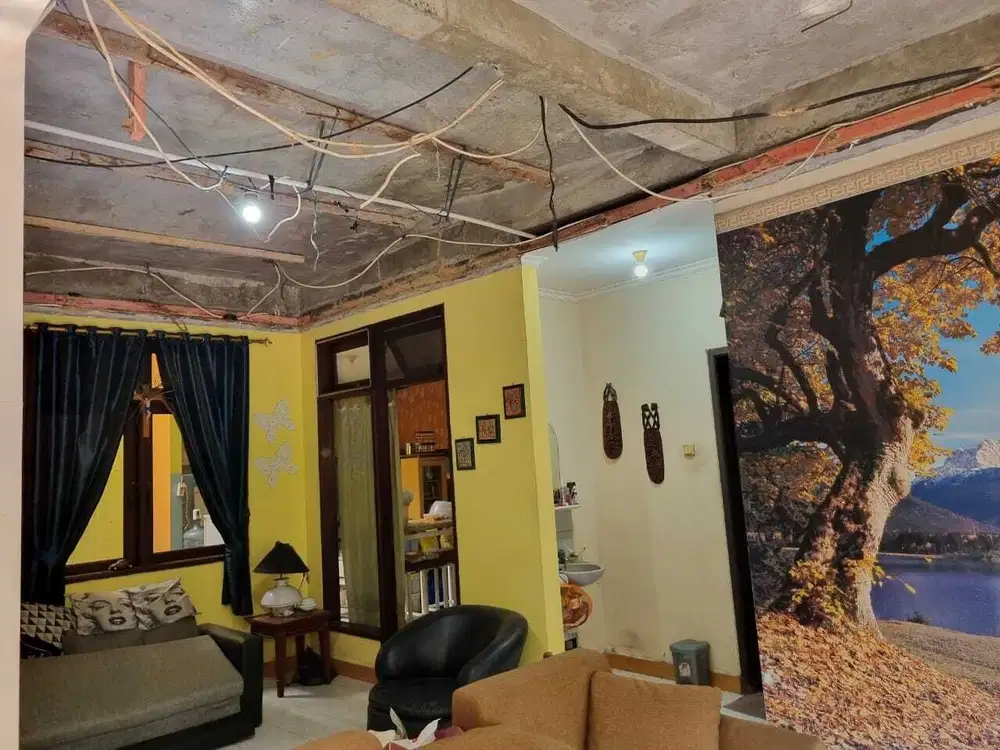 Rumah 2 lantai hitung tanah di Puri media