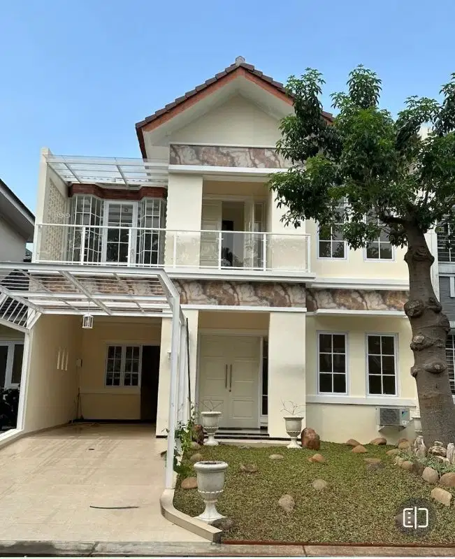 Di Jual Rumah Bagus 2 lantai di The green BSD