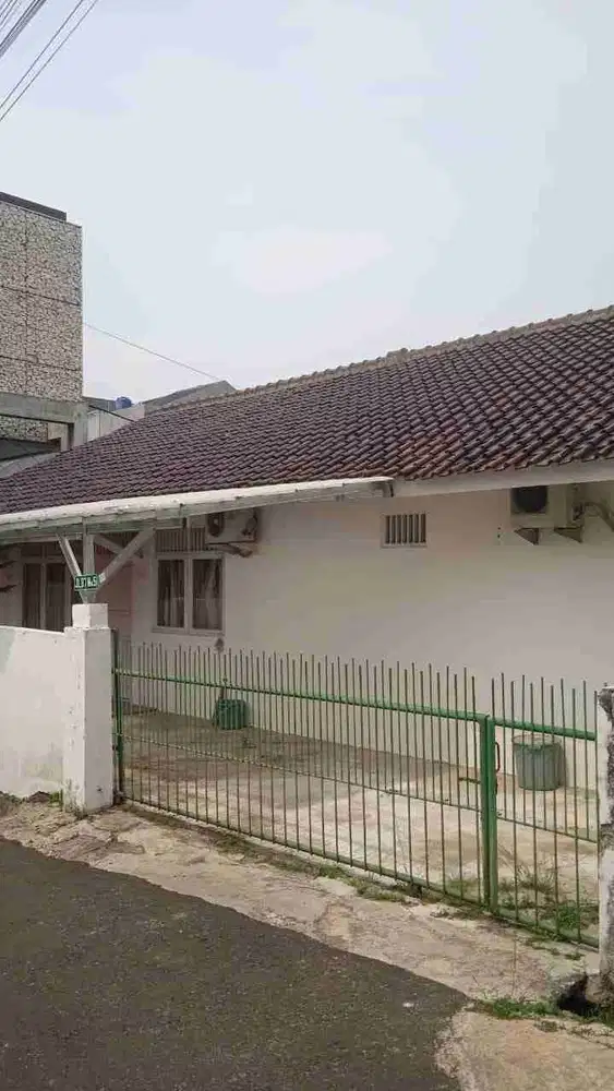RUMAH DIJUAL DI AMPERA CILANDAK JAKARTA SELATAN