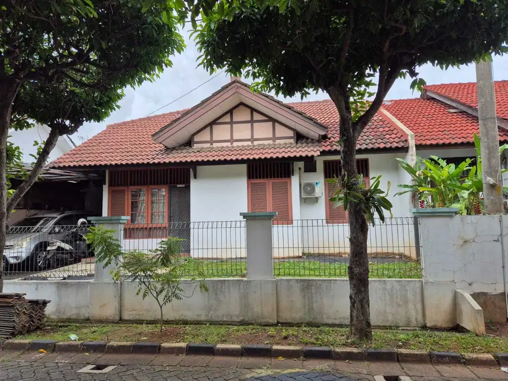 Rmh Lt 216, 3+1KT, 1+1Km, strategis, dekat sekolah  jl Niaga 8