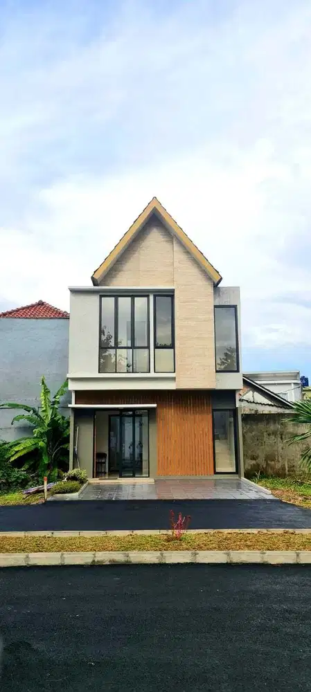 Rumah mini alis 2 lantai dekat tol jatikarya