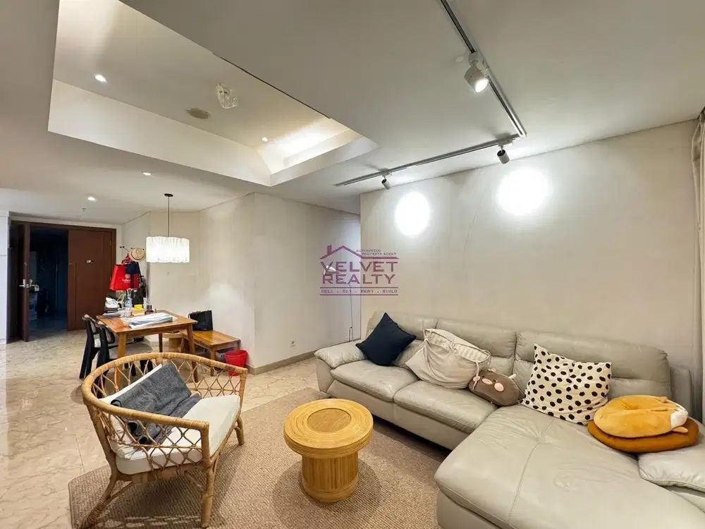 Dijual Apartemen Royale Springhill Kemayoran 2BR Luas 119m2 VR1104
