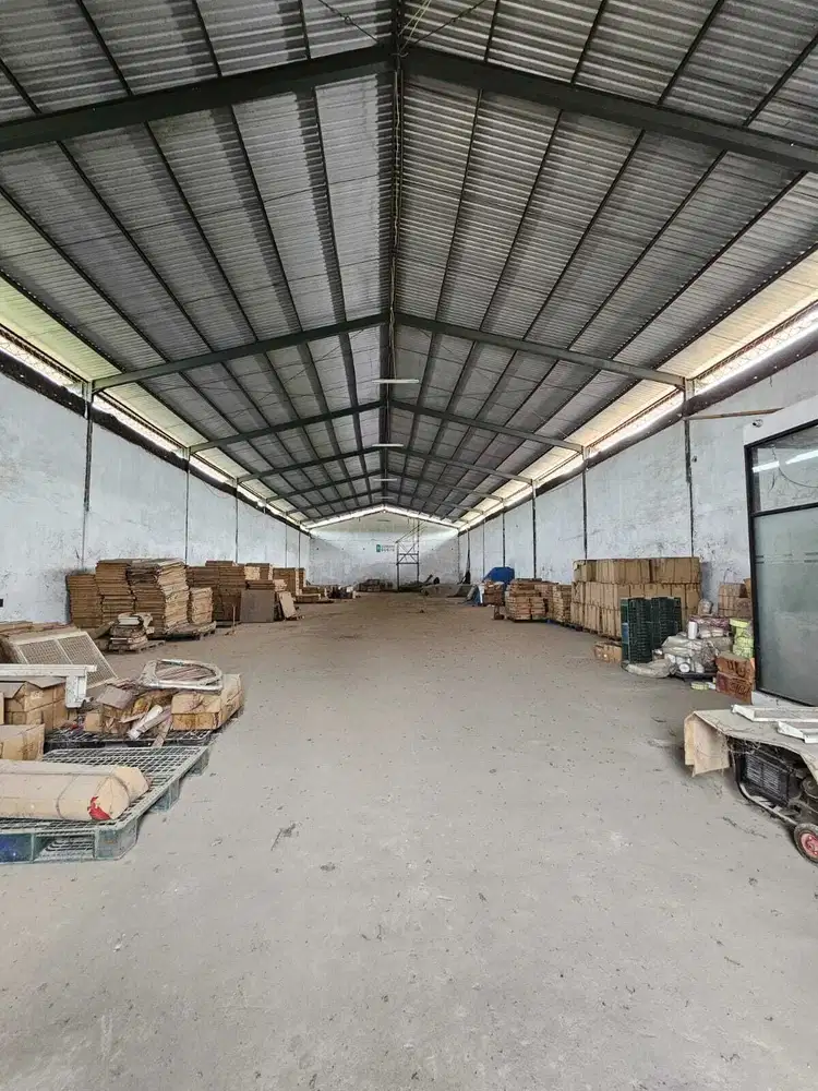 Gudang Bagus Siap Pakai Row Jalan Luas Pergudangan Ranca Iyuh Legok