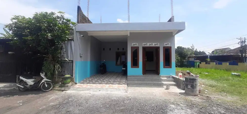 Rumah murah Arjowinangun Malang Kota Dijual cpt B.U Poll Full Dak Cor