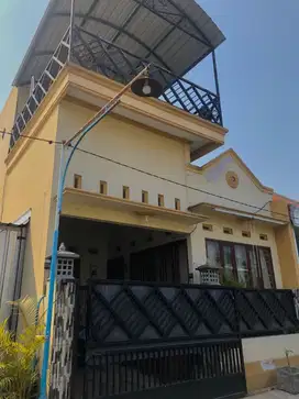 DEKAT BANDARA JUANDA Rumah Cemandi Sidoarjo Bangunan 2,5 Lantai