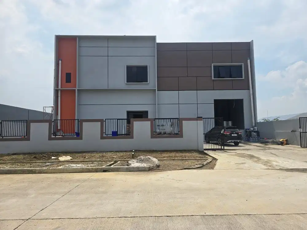 Di Sewakan/ di jual gudang Delta silicon Cikarang