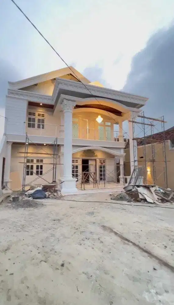 RUMAH MEWAH DI GEDUNG AIR LANGKAPURA