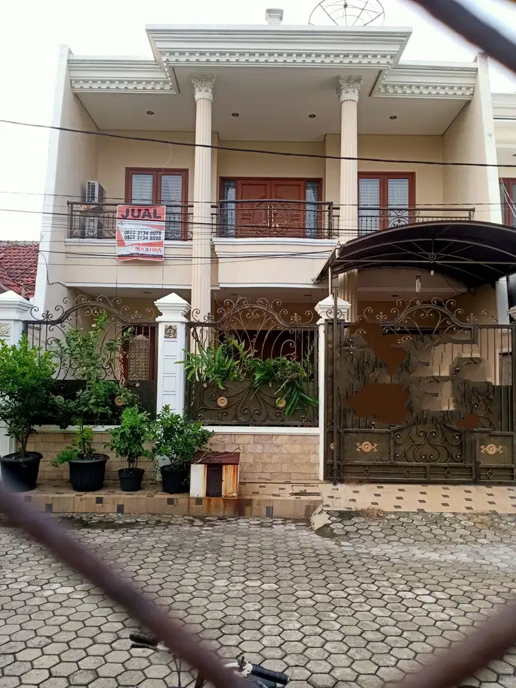 Rumah Taman Pondok Indah 3lt Bagus Konstruksi kokoh