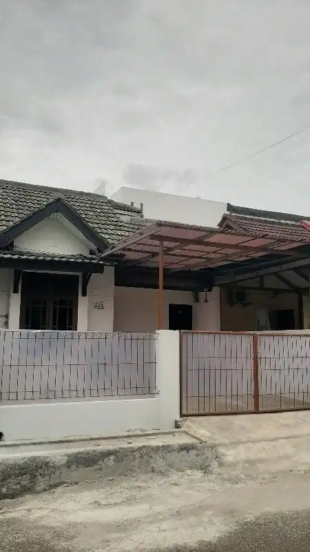 Rumah di jual perumahan Griya hijau lokasi alam sutera