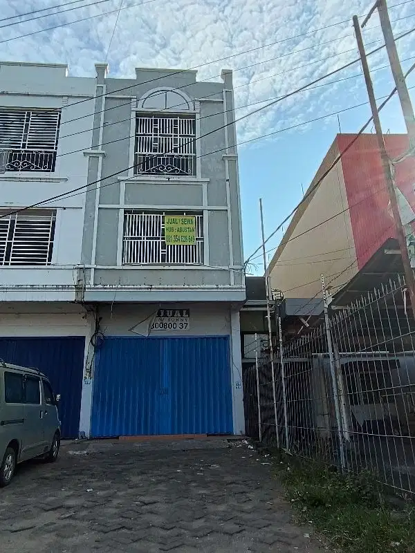 Ruko 3 lt jl pengayoman panakkukang