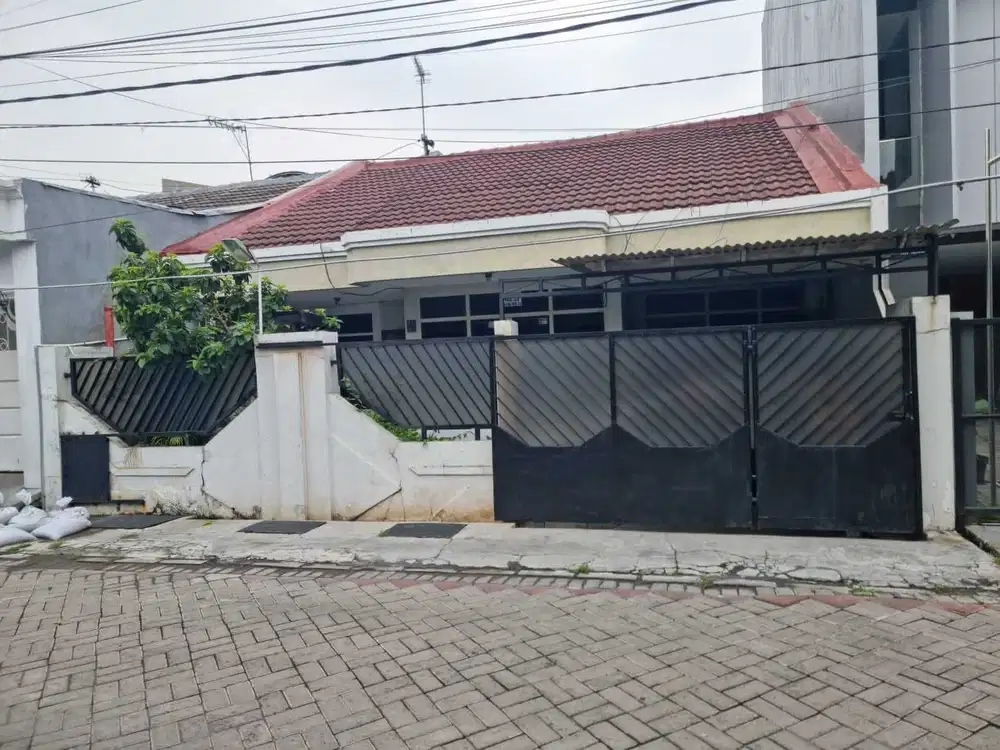 LOKASI STRATEGIS Rumah 1 Lantai Perum Sutorejo Indah Surabaya Timur