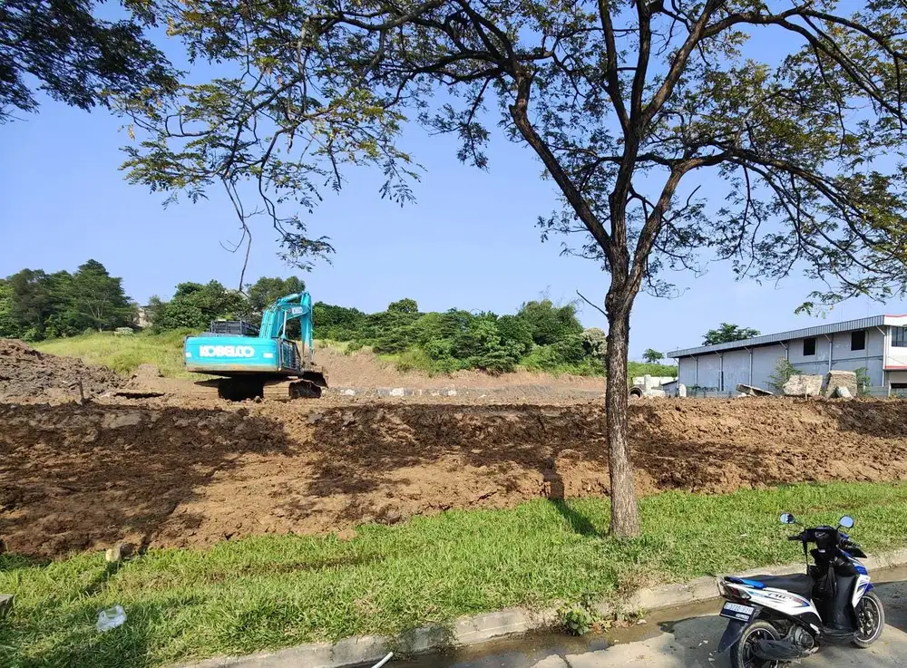 Tanah siap bangun Delta Silicon 2 Lippo Cikarang di jalan lebar 40m