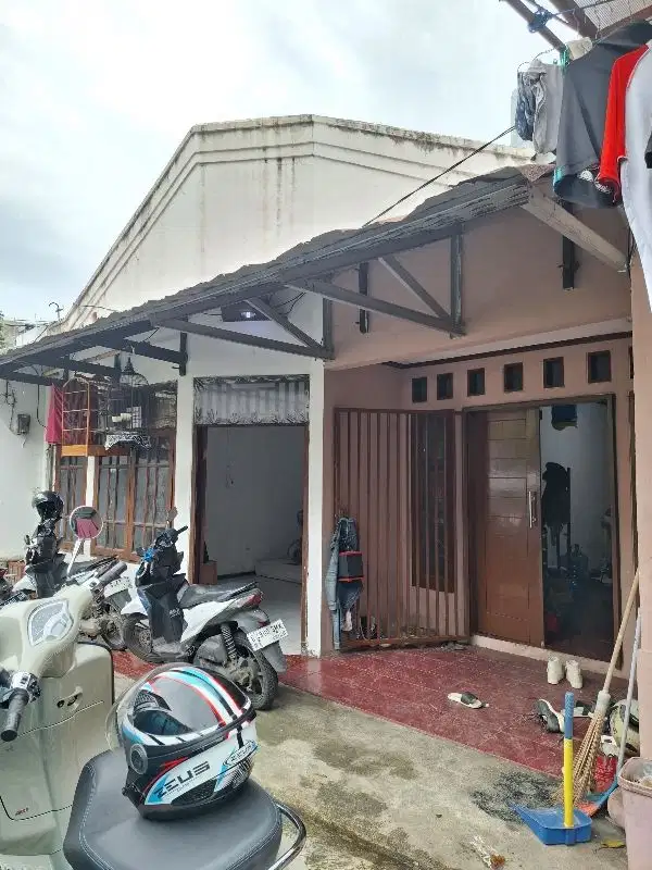 JUAL RUMAH LOKASI STRATEGIS JL.  SUSILO GROGOL JAKBAR