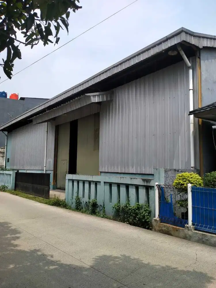 Disewakan Gudang luas 500m² cocok untuk JNE &amp; J&amp;T dll