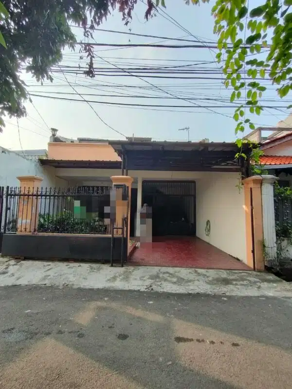 Rumah second di otista  deket terminal Kampung melayu Jaktim