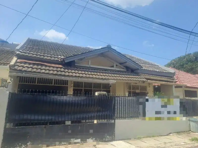 DISEWAKAN RUMAH  RAWAMANGUN