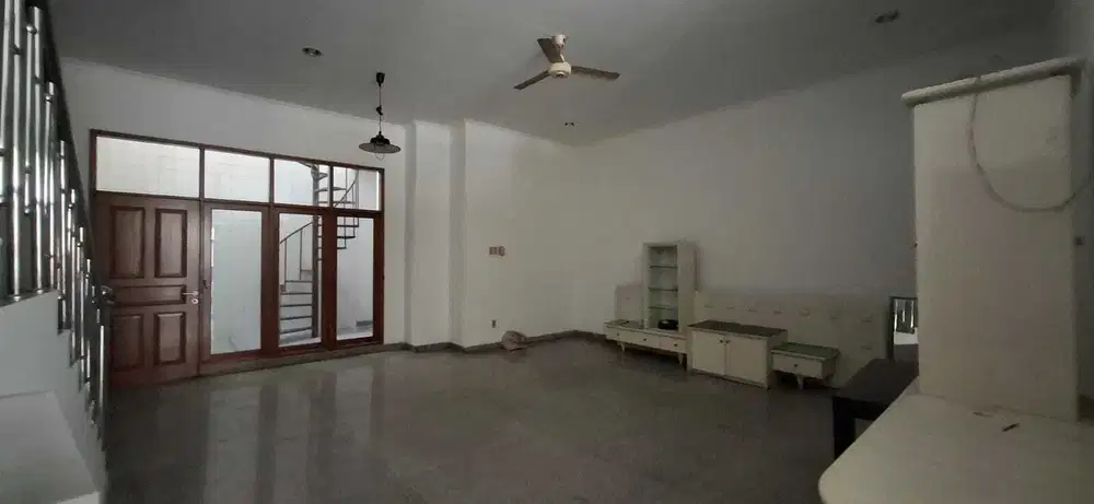 DIJUAL RUMAH 2 LANTAI PLUIT BARAT JAKARTA UTARA