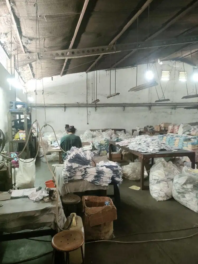 DISEWAKAN GUDANG 1 LANTAI DI MAINROAD JALAN KOPO RAYA BANDUNG