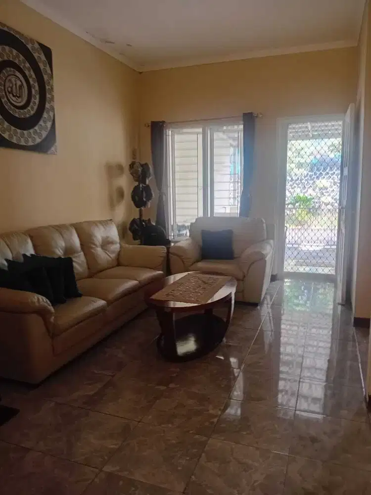 Dijual cepat rumah siap huni di perumahan VILLA DAGO