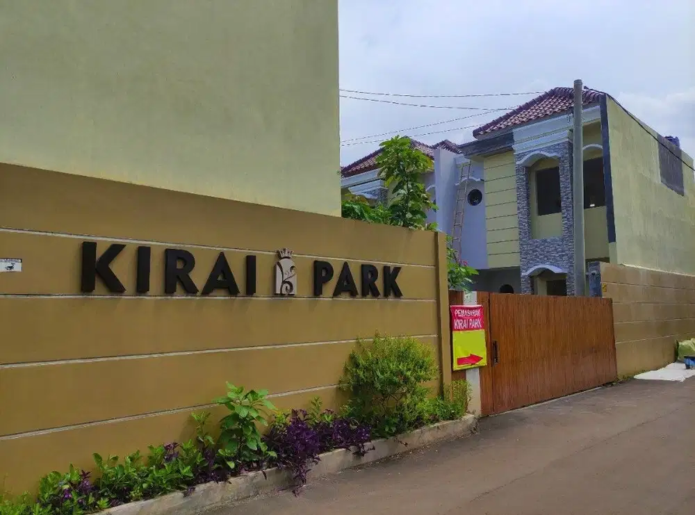 Rumah cantik 2 lantai di Kirai Park Residence- Cirendeu,Tangsel