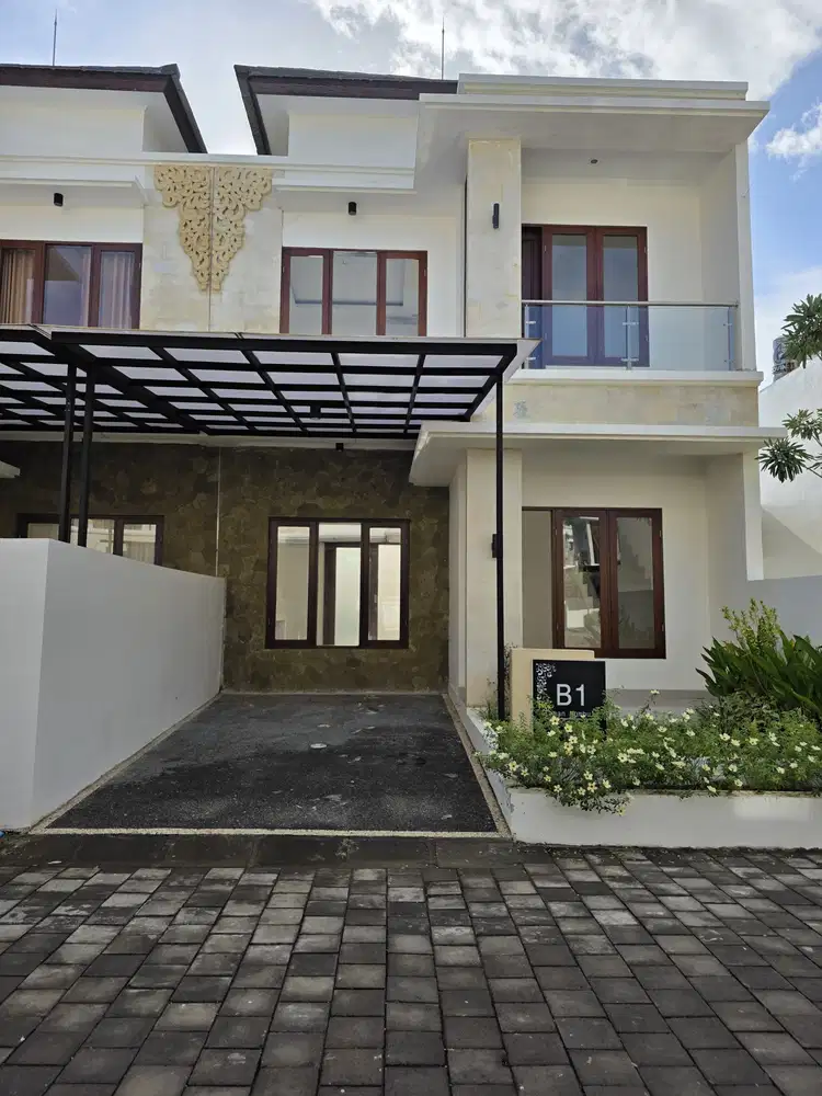 Rumah di Nusa dua dalam perumahan one gate