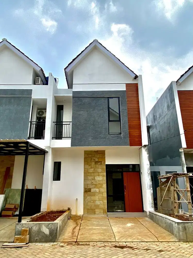 Dijual rumah 2 lantai tanpa dp row jalan luas diPancoran Mas,Depok