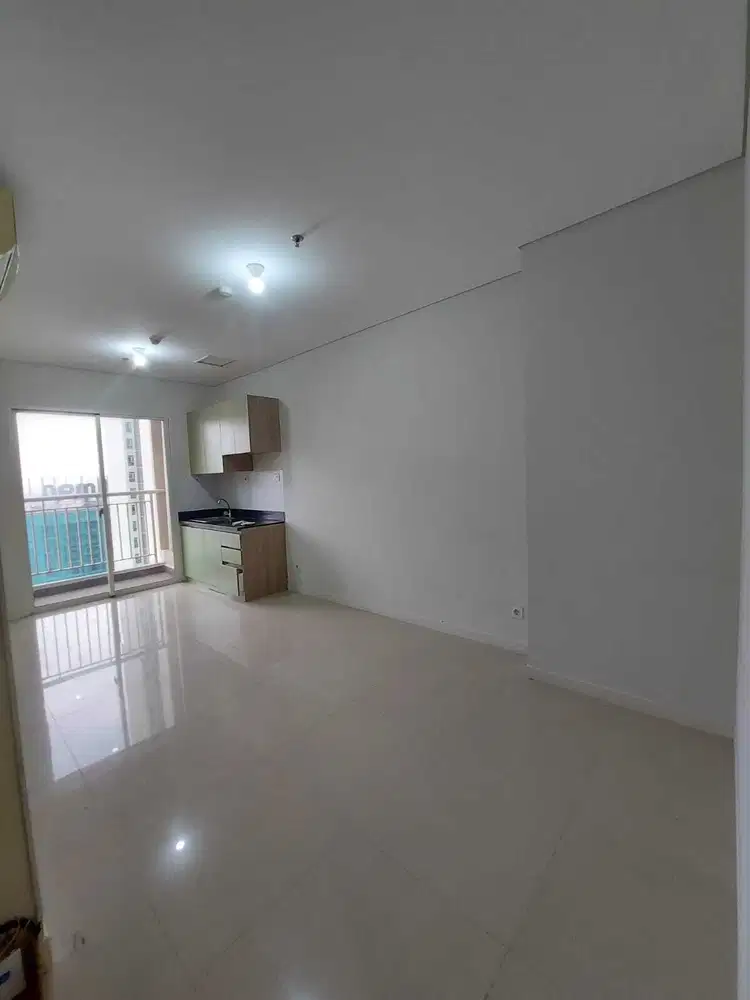 2BR Unfurnished Apartemen Madison Park - Mall Central Park